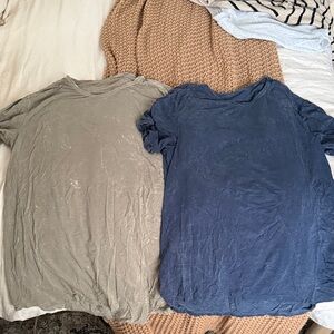 lululemon athletica Short Sleeve Tees - Beige and Navy Men’s XL Loose washed